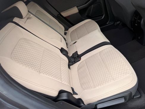Used 2020 Ford Escape SE FWD image 35