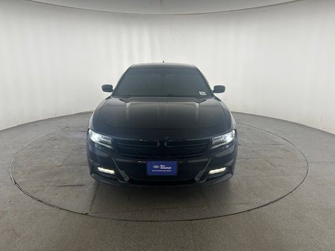 Used 2018 Dodge Charger GT AWD/4WD image 2