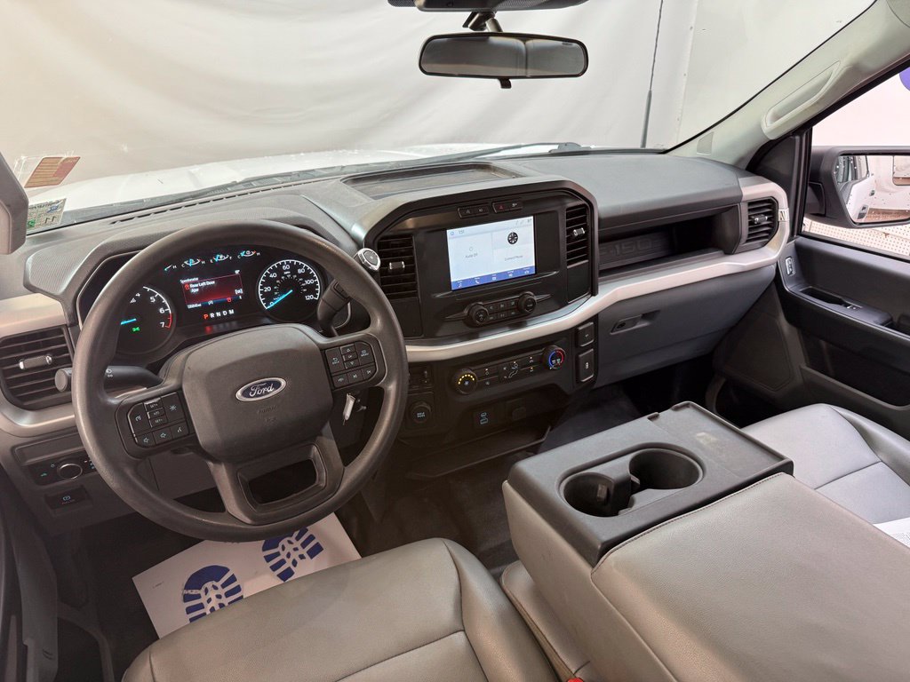 Used 2022 Ford F150 XL w/ Trailer Tow Package RWD image 8