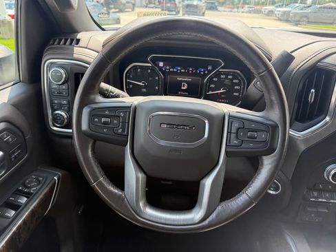Used 2023 GMC Sierra 2500 Denali w/ Denali Ultimate Package AWD/4WD image 9