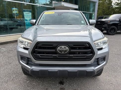 Used 2019 Toyota Tacoma SR w/ SR Convenience Package RWD image 8