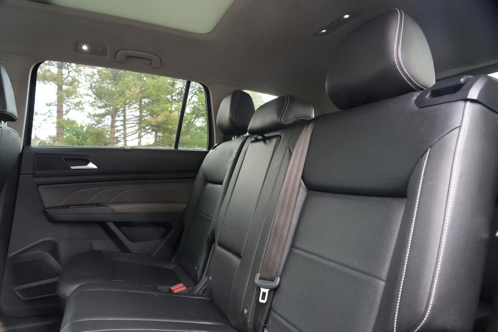 Used 2023 Volkswagen Atlas SE AWD/4WD image 15