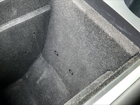 Used 2023 Tesla Model 3 Standard Range image 35