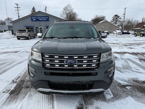 Used 2016 Ford Explorer Platinum image 8