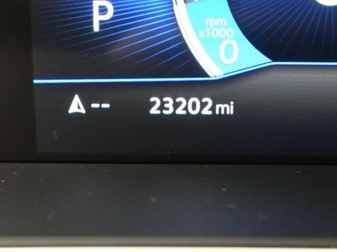Used 2023 Volkswagen Tiguan SE FWD image 19