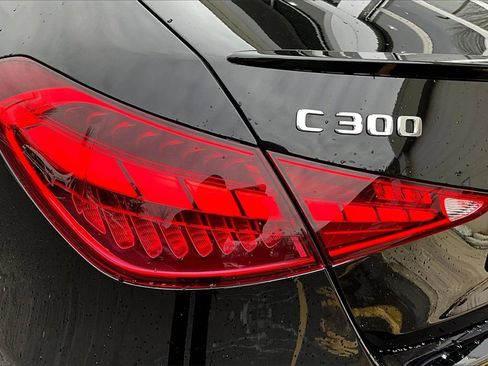 Certified 2023 Mercedes-Benz C 300 4MATIC Sedan image 32