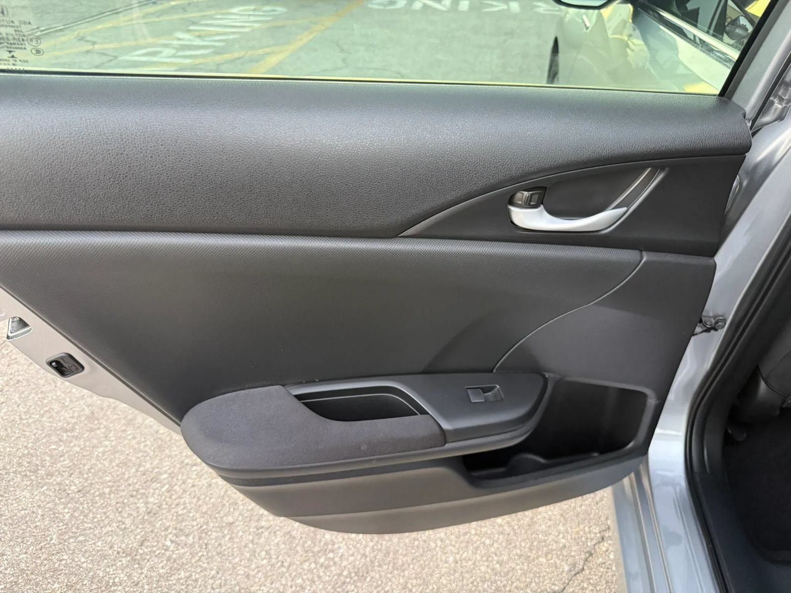 Used 2019 Honda Insight EX image 28