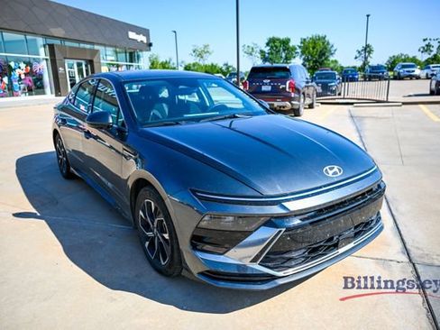 Used 2025 Hyundai Sonata SEL FWD image 7