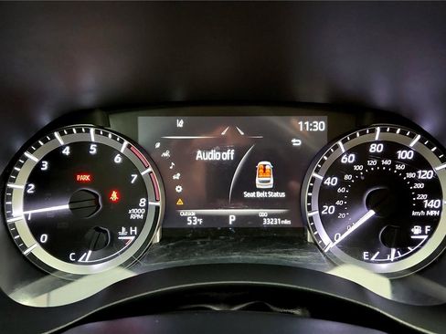 Used 2023 Toyota Highlander XLE image 18