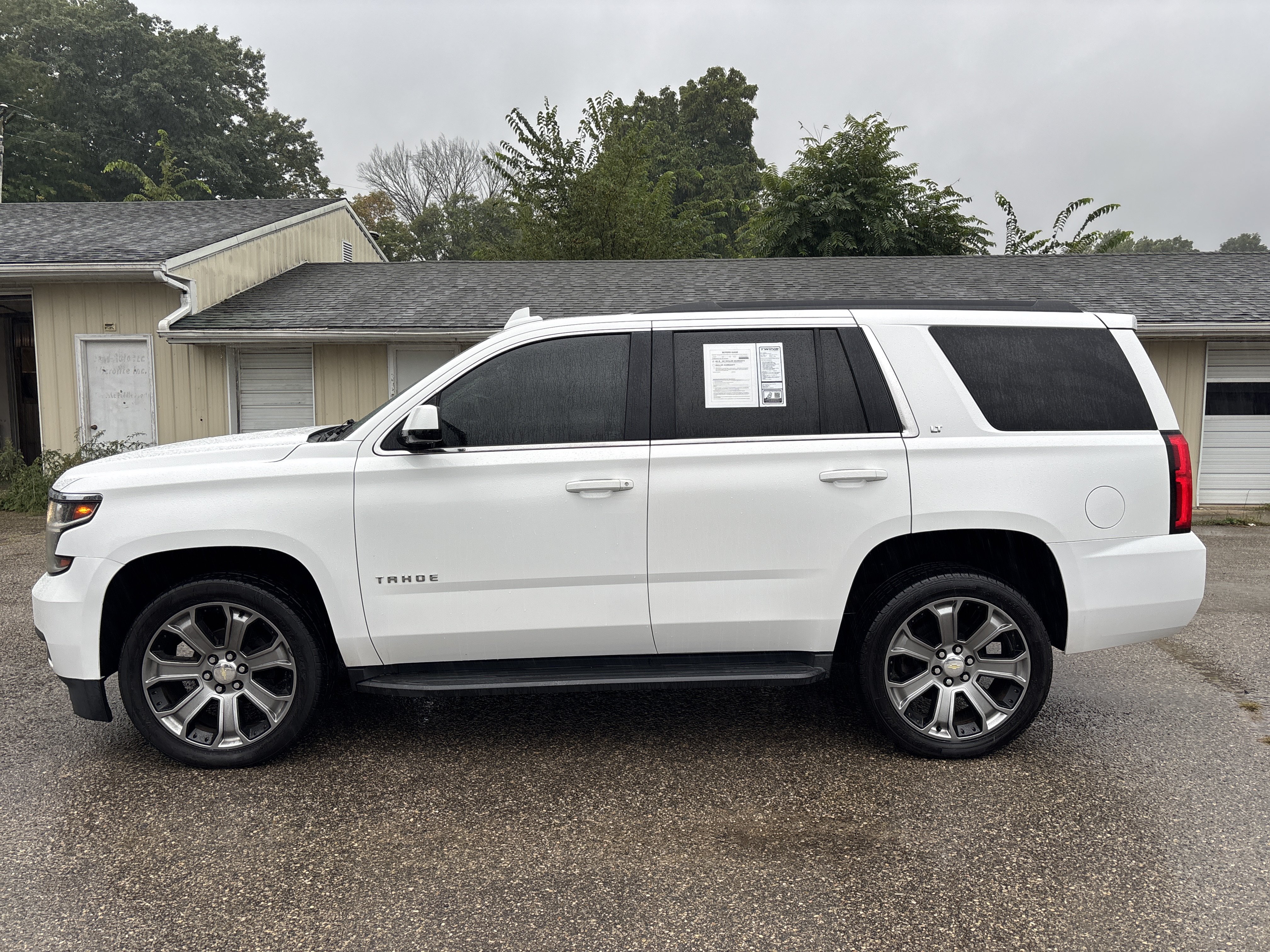 Used 2018 Chevrolet Tahoe LT AWD/4WD image 9