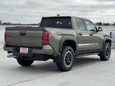 New 2026 Toyota Tacoma TRD Off-Road AWD/4WD image 13