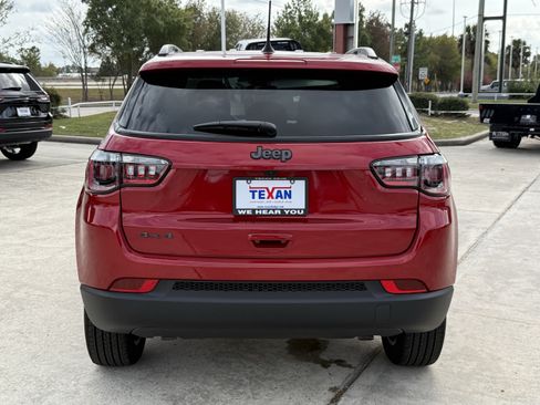 New 2026 Jeep Compass Latitude AWD/4WD image 6