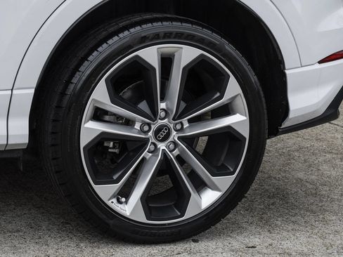 Used 2020 Audi Q3 2.0T Premium Plus w/ Premium Plus Package AWD/4WD image 58