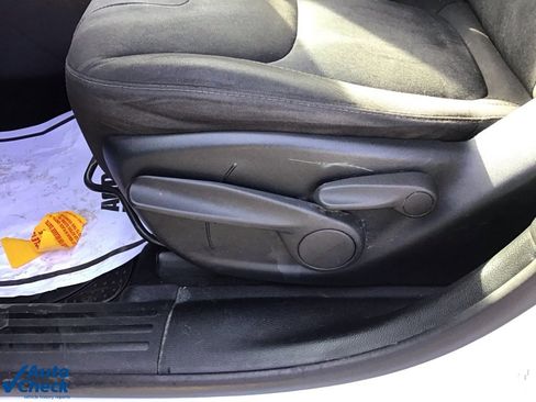 Used 2017 Jeep Cherokee Sport w/ Safety Group image 29