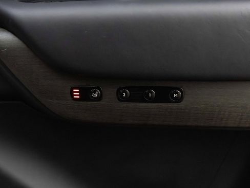 Certified 2019 Rolls-Royce Cullinan image 76