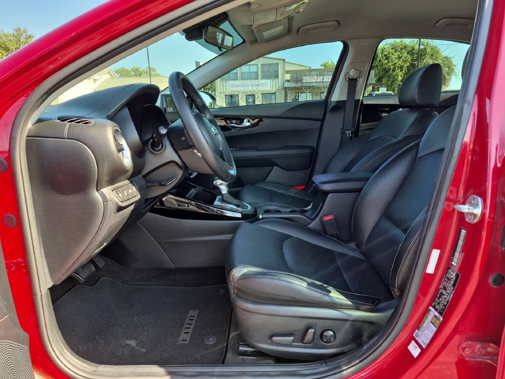 Used 2020 Kia Forte EX FWD image 17