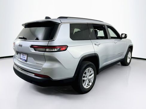 Used 2023 Jeep Grand Cherokee L Laredo w/ Luxury Tech Group I AWD/4WD image 5