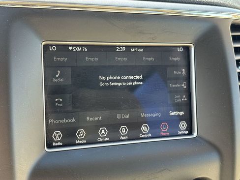 Used 2021 Jeep Grand Cherokee Laredo image 36