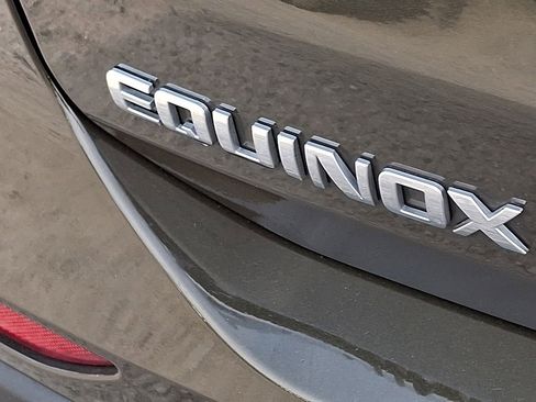 Used 2023 Chevrolet Equinox LT AWD/4WD image 30