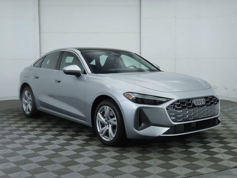 Used 2025 Audi A5 2.0T Premium Plus w/ Premium Plus image 4