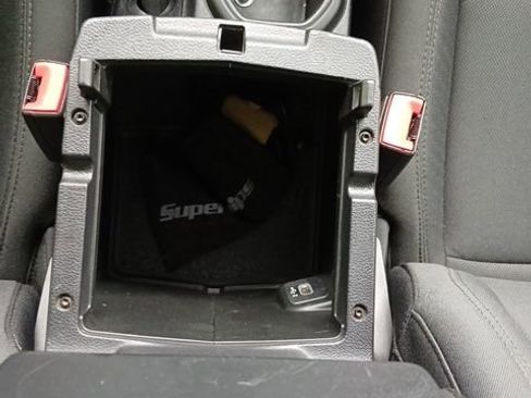 Used 2018 Jeep Wrangler Sport AWD/4WD image 33