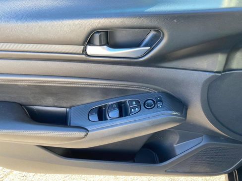 Used 2020 Nissan Altima 2.5 S image 17
