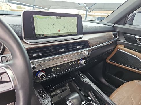 Used 2022 Kia Telluride SX w/ SX Prestige Package image 16