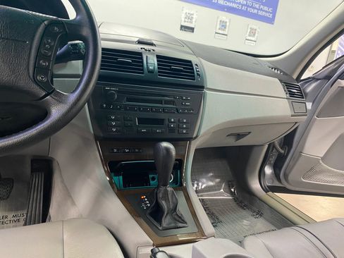 Used 2005 BMW X3 3.0i image 19