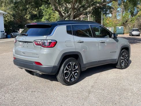 Used 2023 Jeep Compass Limited image 7