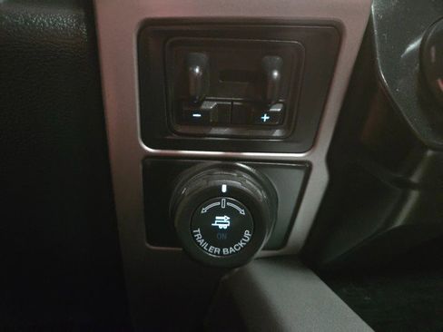 Used 2022 Ford F350 Lariat w/ Lariat Ultimate Package image 53