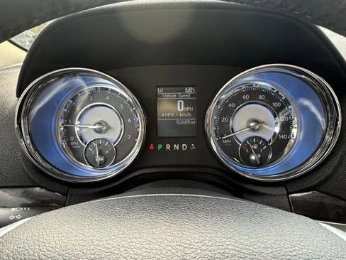 Used 2011 Chrysler 300 Limited w/ Sound Group RWD image 14