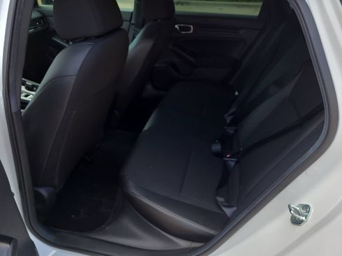 Used 2024 Honda Civic Sport image 8