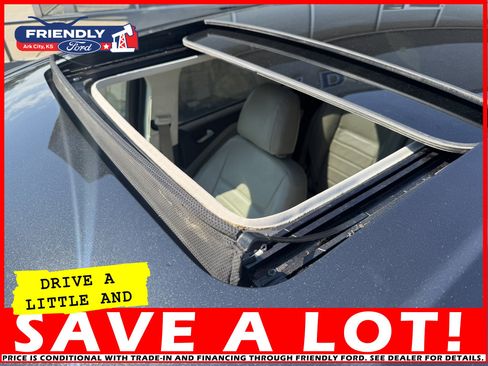 Used 2015 Ford Escape SE image 31