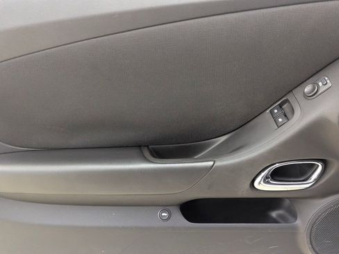 Used 2010 Chevrolet Camaro LT image 13