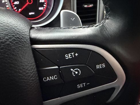 Used 2015 Dodge Charger R/T w/ Wheels & Tunes Group image 25