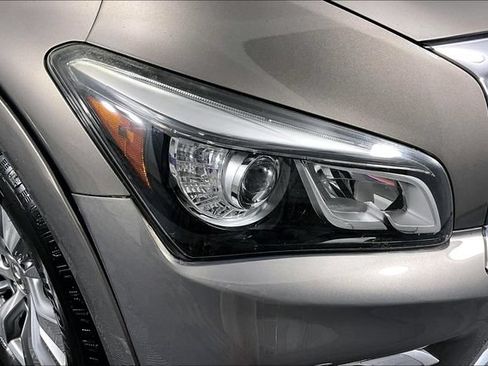 Used 2015 INFINITI QX80 2WD w/ Theater Package image 27