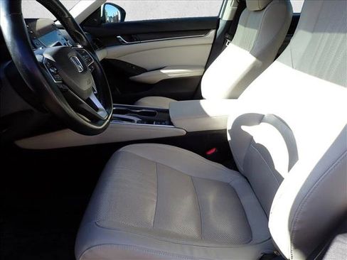 Used 2021 Honda Accord EX-L image 8