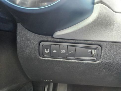 Used 2025 Chevrolet Equinox EV LT FWD image 14