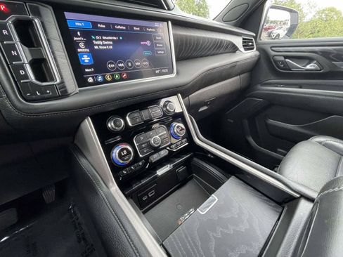 Used 2021 GMC Yukon Denali AWD/4WD image 34