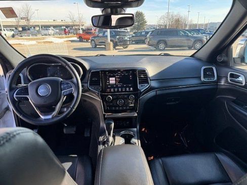 Used 2021 Jeep Grand Cherokee Limited AWD/4WD image 28