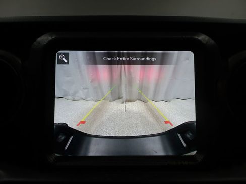 Used 2023 Jeep Gladiator Sport image 27