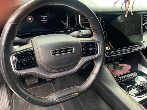 Used 2022 Jeep Grand Wagoneer Series III w/ Flexible Seating Group image 6