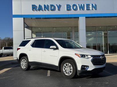 Used 2021 Chevrolet Traverse LT