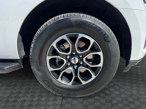 Certified 2024 Ford Expedition Max XLT image 17