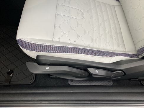 New 2026 MINI Cooper 2-Door Hardtop FWD image 26