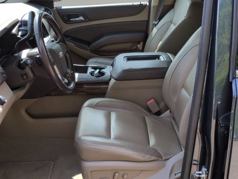 Used 2020 Chevrolet Tahoe LT RWD image 13