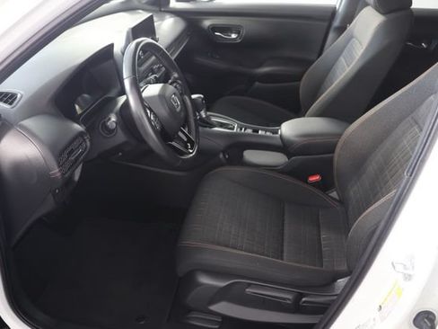 Certified 2023 Honda HR-V Sport image 18