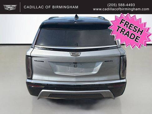 Used 2026 Cadillac Vistiq Premium Luxury image 3