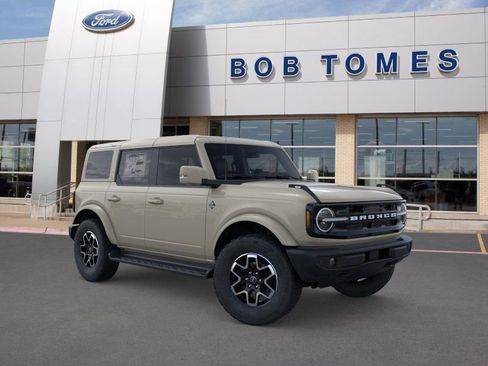New 2025 Ford Bronco Outer Banks AWD/4WD image 9