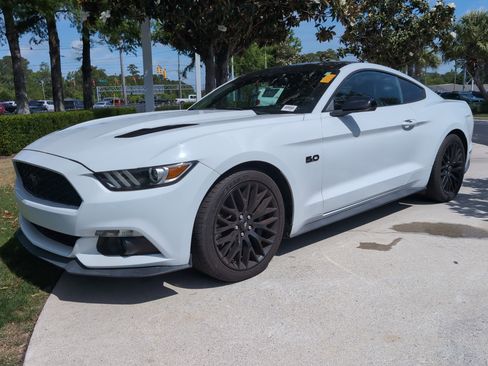 Used 2016 Ford Mustang GT Premium w/ GT Performance Package RWD image 5